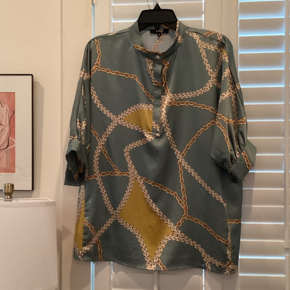 Elegant Chain Print Women's Top